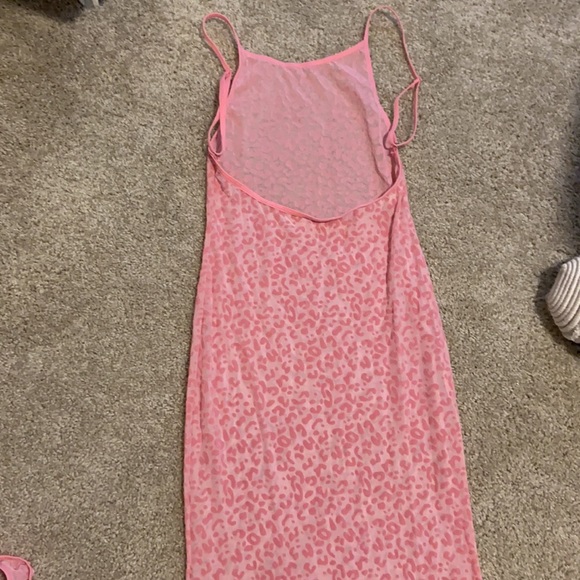 Pink leopard printed long slip & thong set. S - Picture 9 of 12